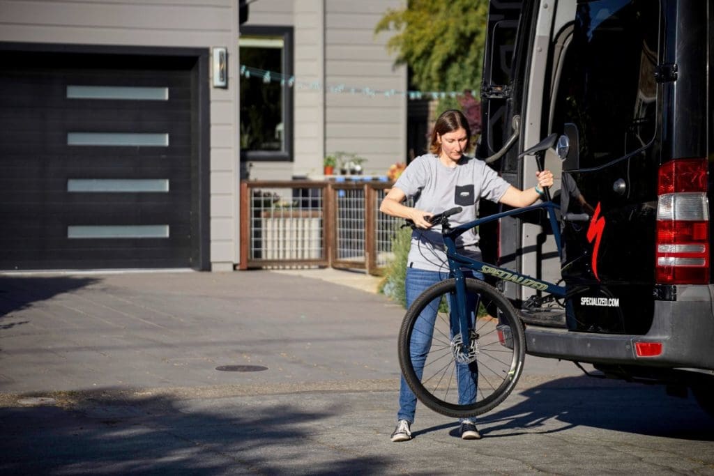 Specialized Delivery will offer hand delivery, personalised set-up and the chance to ask questions at the point of delivery, for customers who purchase the bike on Specialized.com. Image: Specialized