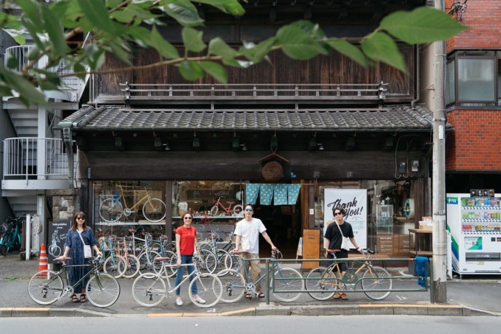The simplicity and high quality of tokyobikes makes life easier for bike shop mechanics and delivers a premium quality ride for customers looking to spend around $1,000.